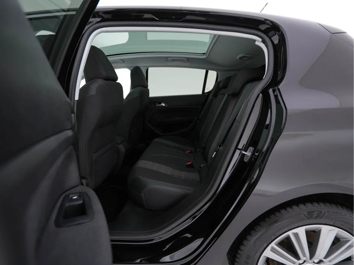 1.5 BlueHDi Blue Lease Premium *PANO | NAVI-FULLMAP | CAMERA | SPORTSEATS | DAB | PRIVACY-GLASS | ECC | PDC | CRUISE | TOWBAR | 16''ALU*