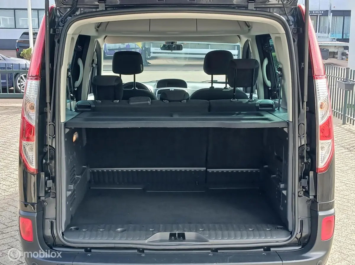 1.2 LIMITED / 5 Persoons / USB aansluiting / ISO fix / Dak rails / 15 inch Sportvelgen