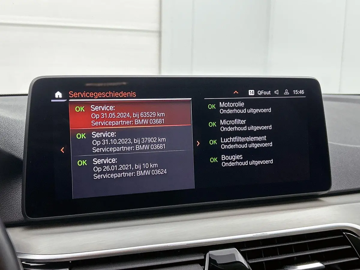 520i High Executive Edition | M- PAKKET SPORTSTUUR | STOELVERWARMING | STOELKOELING | MEMORY STOELEN | LEDEREN BEKLEDING | CRUISE CONTROL |