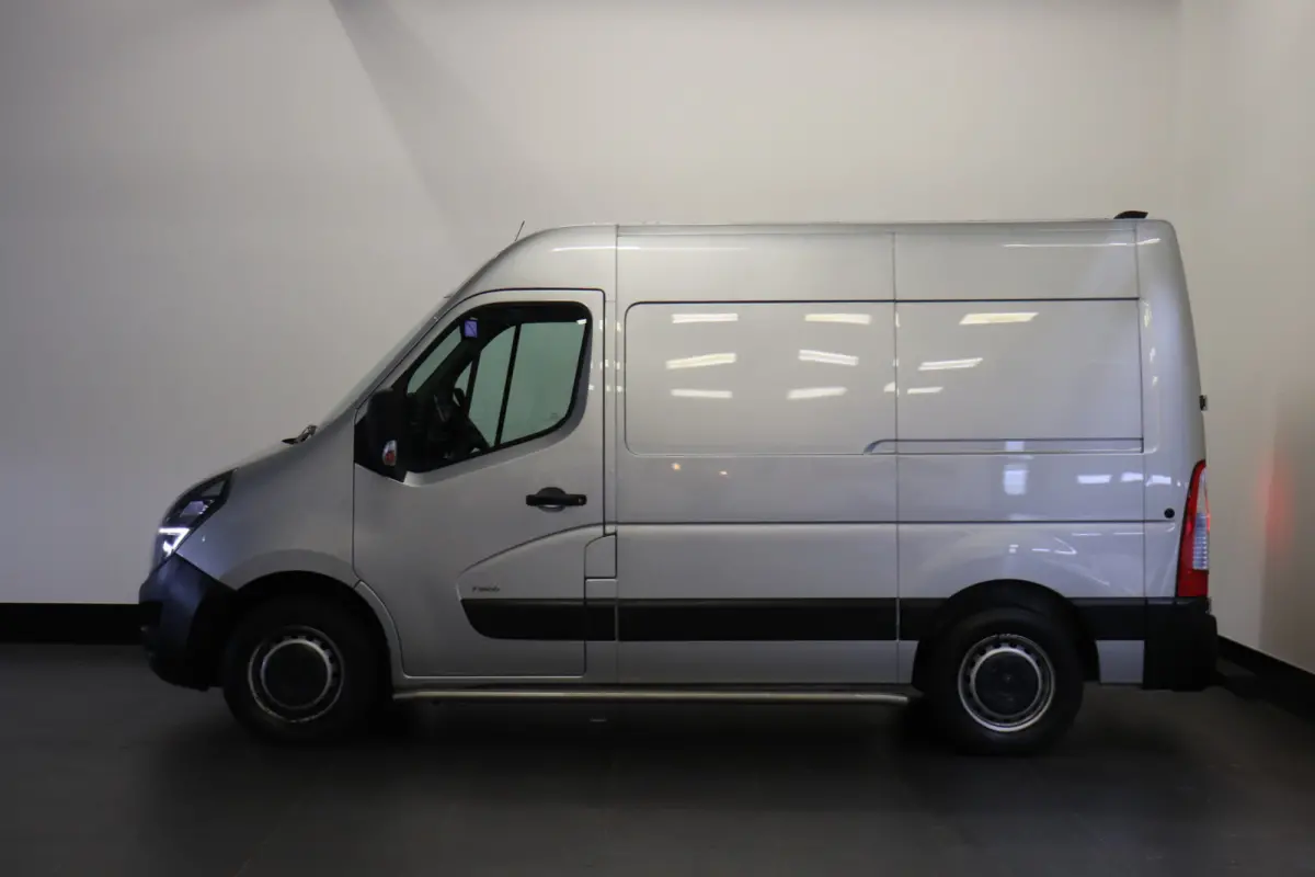 2.3 Turbo 180PK L1H2 EURO 6 - Airco - Navi - Cruise - € 14.950,- Excl.