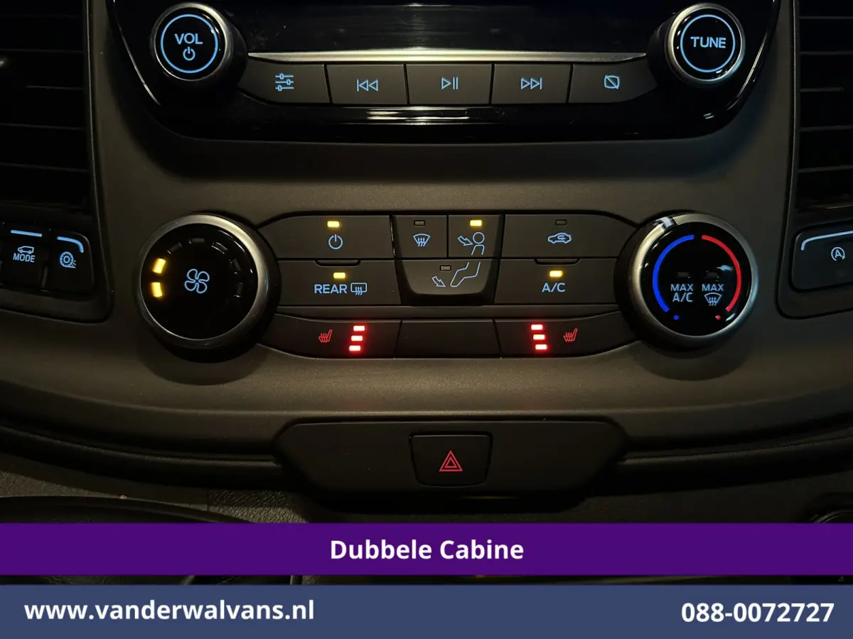 2.0 TDCI 130pk L2H1 Dubbele Cabine Euro6 Airco | 5-Zits | Navigatie | Apple Carplay | LED | Cruisecontrol Android Auto, Stoelverwarming, Parkeersensoren, Achterklep