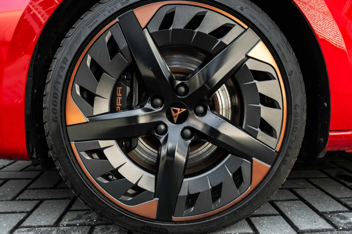 VZ e-Hybrid 245pk DSG/AUTO | Lederen bekleding |soh 91%| Elektrisch verstelb. bestuurdersstoel | Trekhaak | Elektrische achterklep | Adaptive cruise | 19" LMV