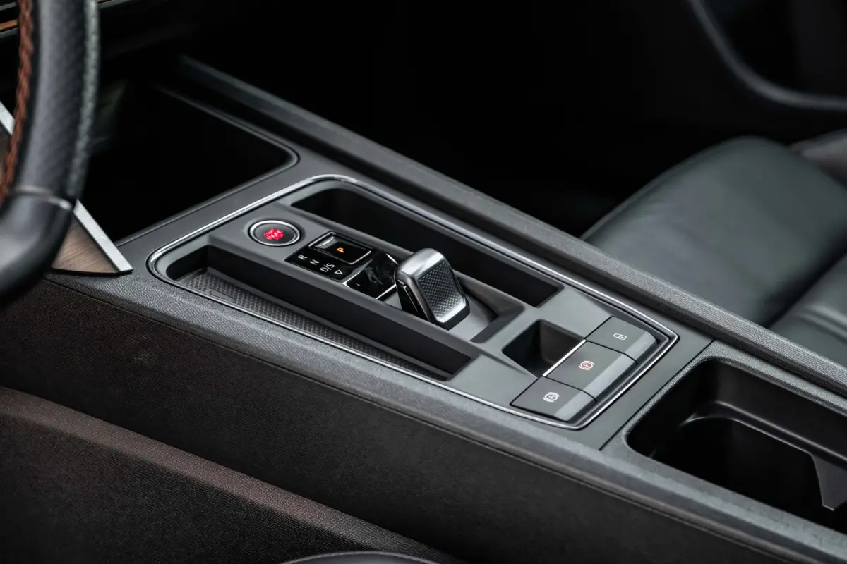VZ e-Hybrid 245pk DSG/AUTO | Lederen bekleding |soh 91%| Elektrisch verstelb. bestuurdersstoel | Trekhaak | Elektrische achterklep | Adaptive cruise | 19" LMV