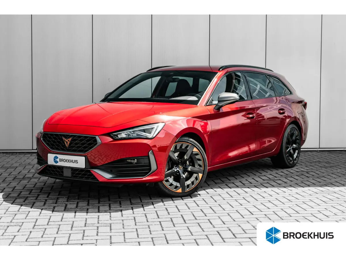 VZ e-Hybrid 245pk DSG/AUTO | Lederen bekleding |soh 91%| Elektrisch verstelb. bestuurdersstoel | Trekhaak | Elektrische achterklep | Adaptive cruise | 19" LMV