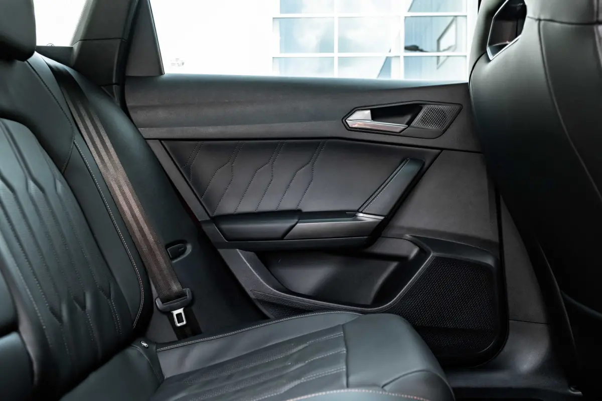 VZ e-Hybrid 245pk DSG/AUTO | Lederen bekleding |soh 91%| Elektrisch verstelb. bestuurdersstoel | Trekhaak | Elektrische achterklep | Adaptive cruise | 19" LMV