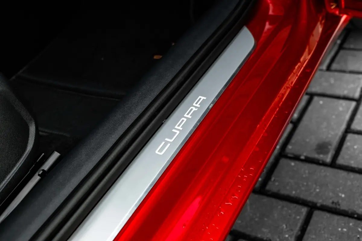 VZ e-Hybrid 245pk DSG/AUTO | Lederen bekleding |soh 91%| Elektrisch verstelb. bestuurdersstoel | Trekhaak | Elektrische achterklep | Adaptive cruise | 19" LMV