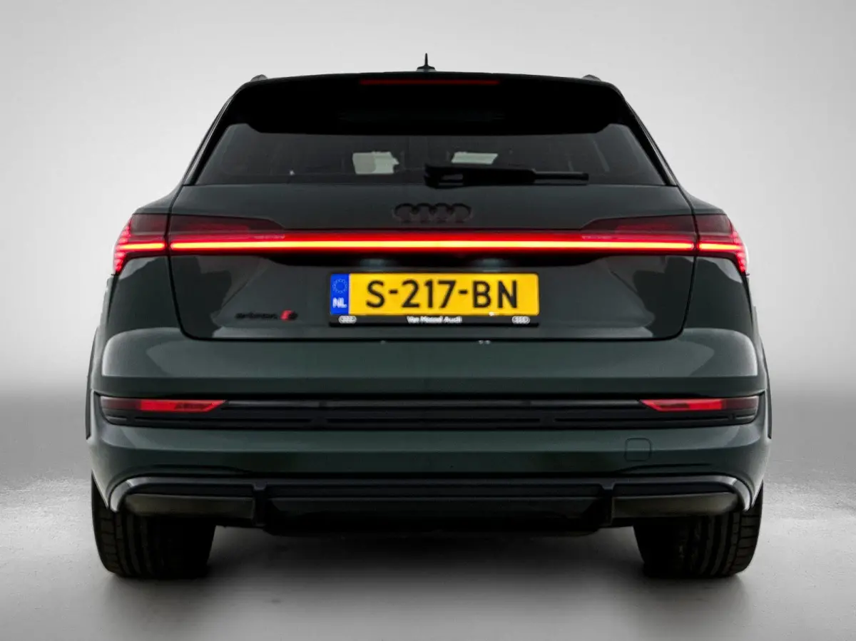 S quattro 503 PK | S-line | 360 Camera | Panoramadak | Bang & Olufsen Advanced 3D | Carbon Interieur | Adaptive cruise control | Head-up display | Navigatie | Stoelverwarming | Lichtmetalen 