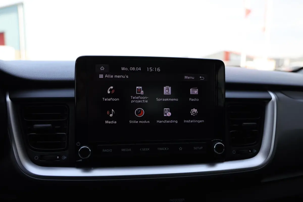1.0 T-GDi MHEV DynamicLine|Camera|Cruise control|Apple carplay/Android auto|