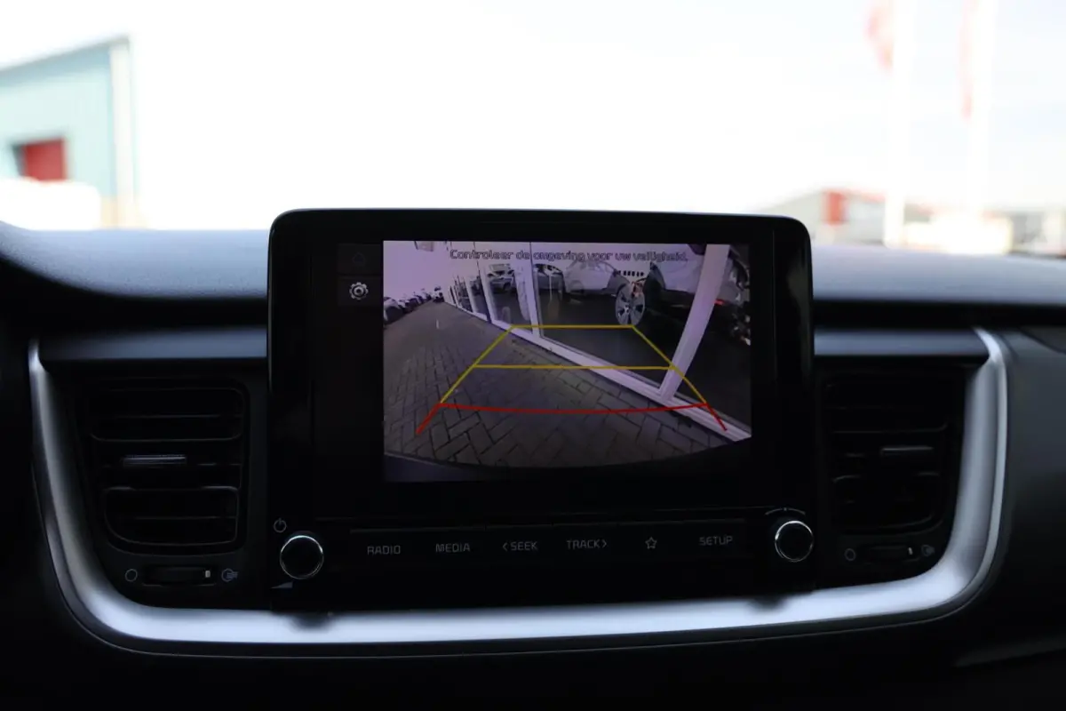1.0 T-GDi MHEV DynamicLine|Camera|Cruise control|Apple carplay/Android auto|