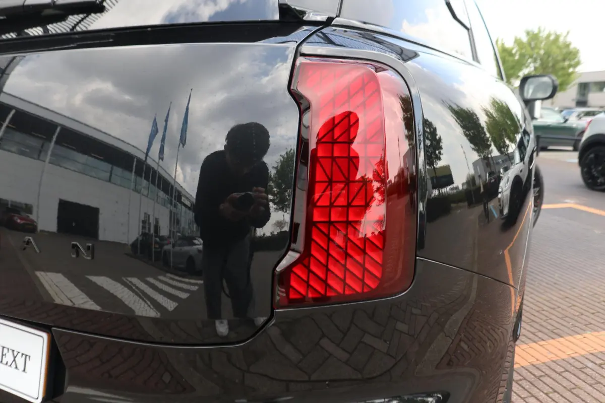 C | John Cooper Works Trim + Pakket L