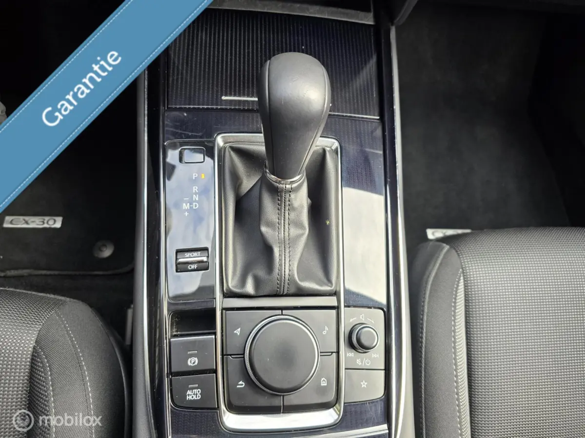 2.0 e-SkyActiv M Hybrid/18 INCH/NAVI/CLIMA/PDC