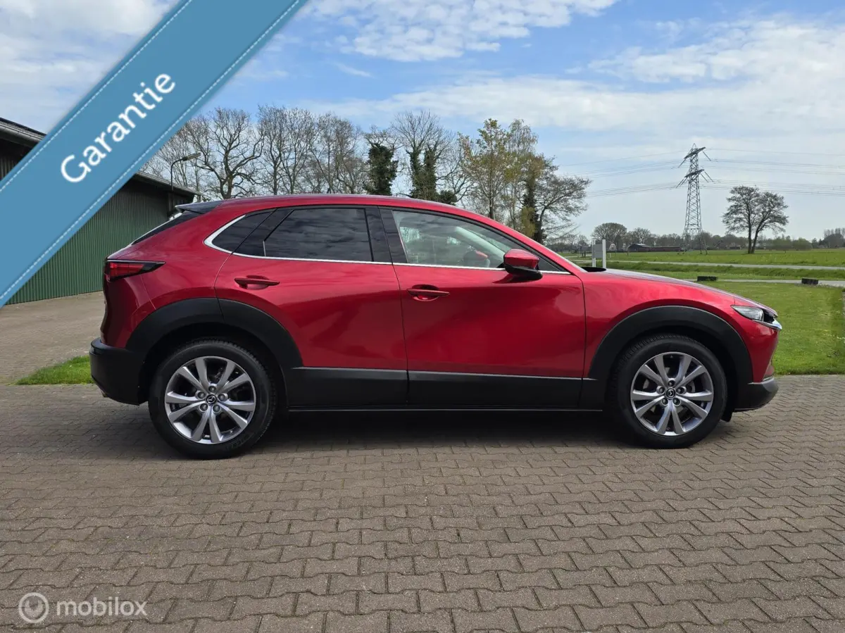 2.0 e-SkyActiv M Hybrid/18 INCH/NAVI/CLIMA/PDC