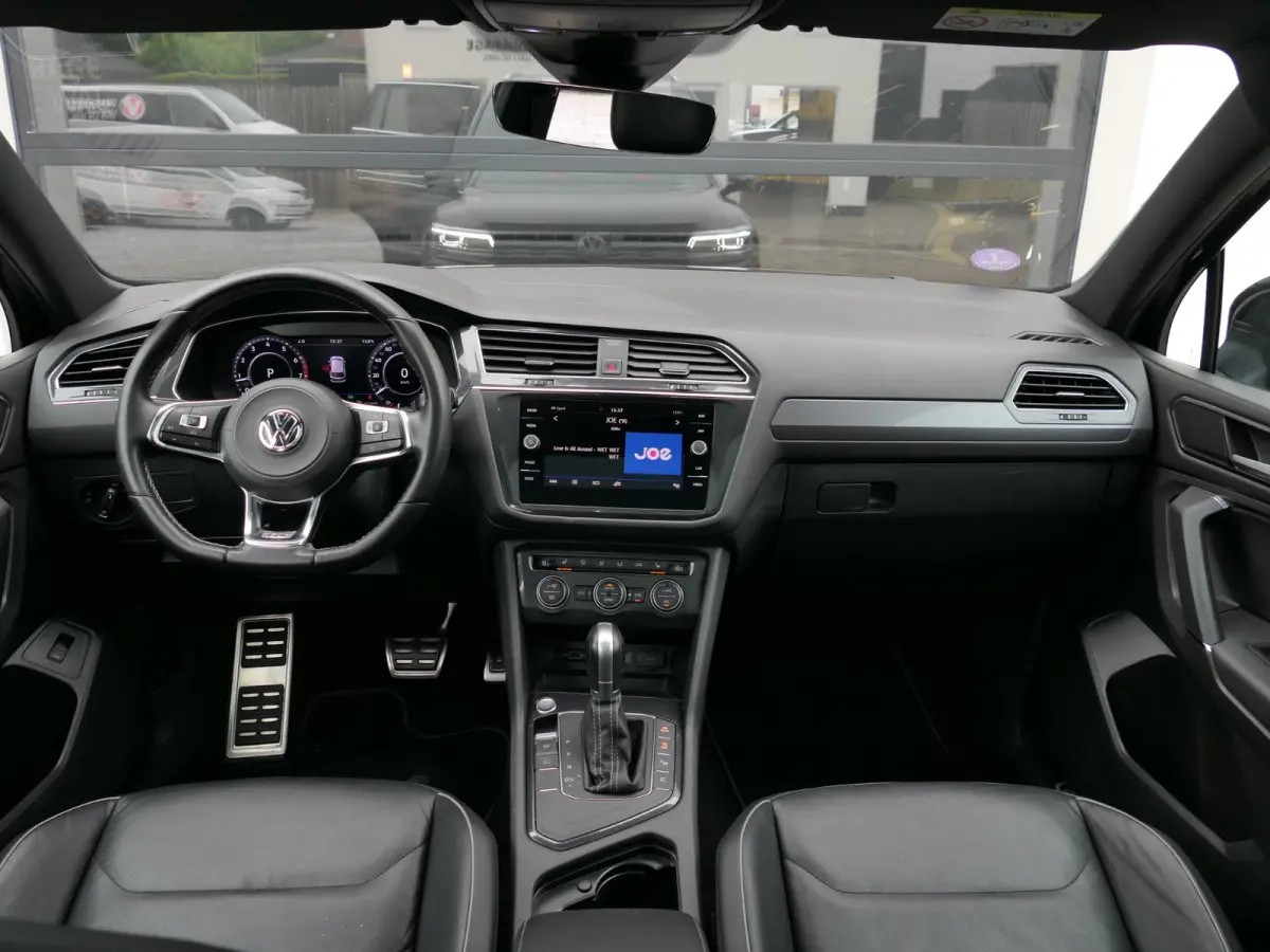 1.4 TSI Highline Business R 7p. | 3x R-line | Leder | 360°-camera | Panoramadak | Virtual Cockpit | Trekhaak | Memory | Apple-/android Carplay | Elektrische achterklep | ACC