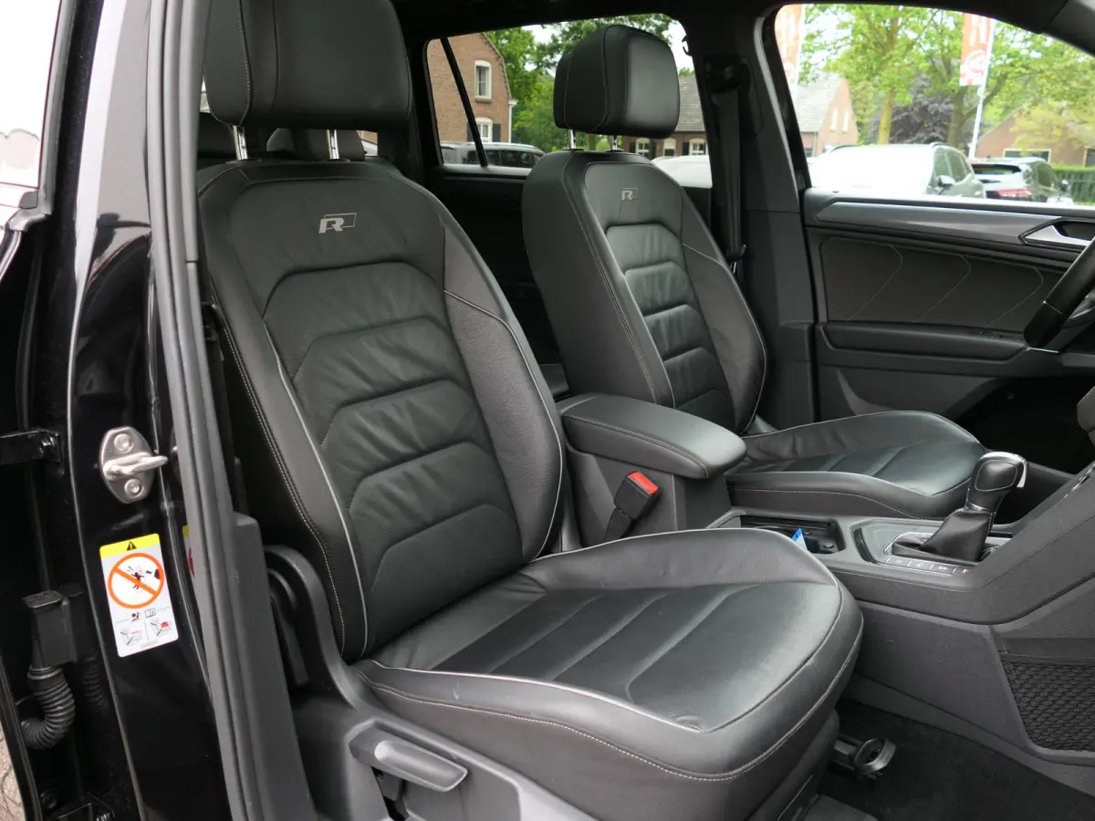1.4 TSI Highline Business R 7p. | 3x R-line | Leder | 360°-camera | Panoramadak | Virtual Cockpit | Trekhaak | Memory | Apple-/android Carplay | Elektrische achterklep | ACC