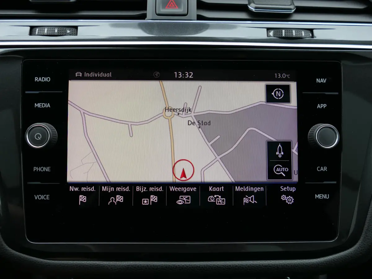1.4 TSI Highline Business R 7p. | 3x R-line | Leder | 360°-camera | Panoramadak | Virtual Cockpit | Trekhaak | Memory | Apple-/android Carplay | Elektrische achterklep | ACC
