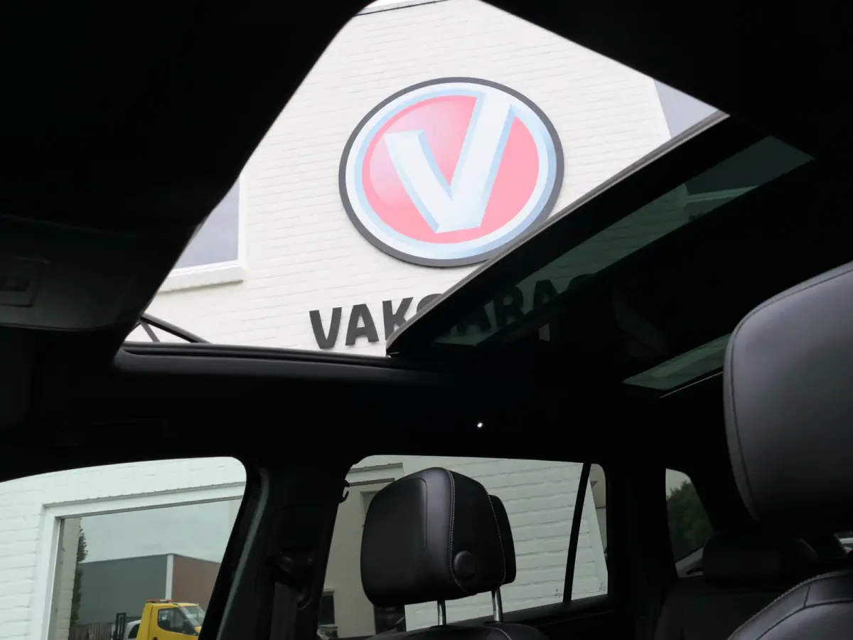1.4 TSI Highline Business R 7p. | 3x R-line | Leder | 360°-camera | Panoramadak | Virtual Cockpit | Trekhaak | Memory | Apple-/android Carplay | Elektrische achterklep | ACC