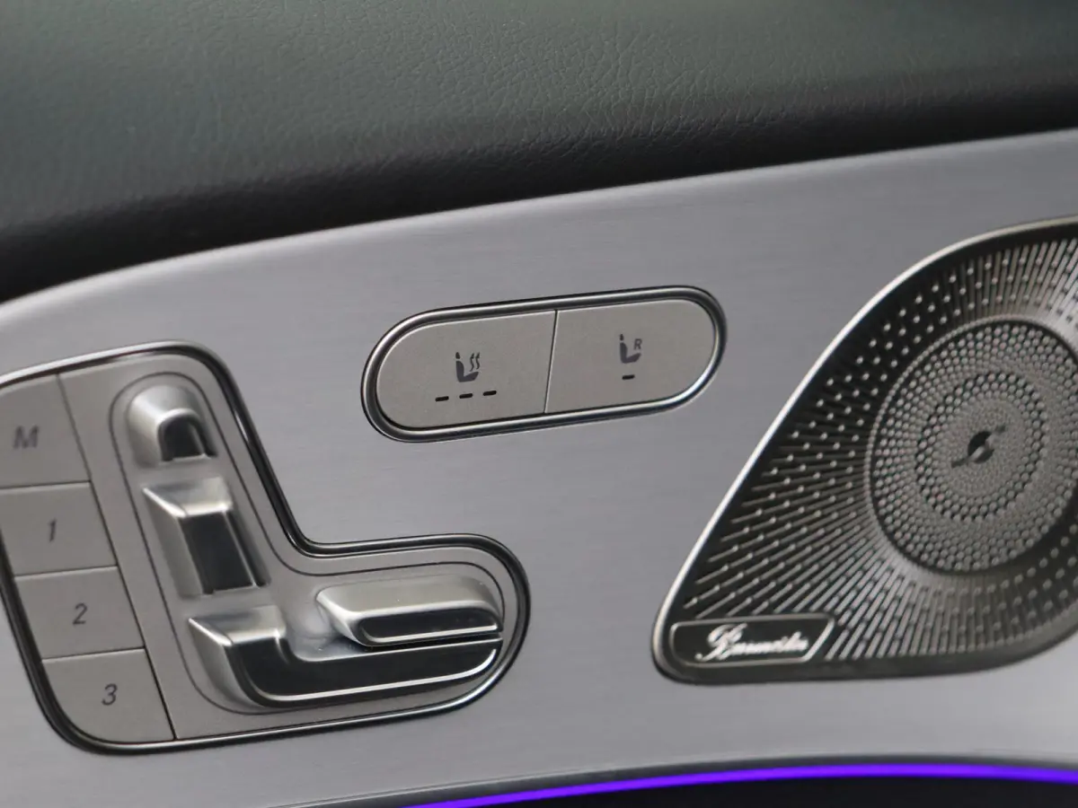400 e 4MATIC AMG Line / Memory-Stoelen / Panorama-dak / Burmester / Luchtvering /