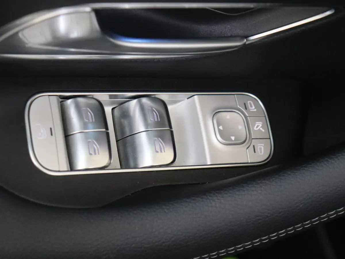 400 e 4MATIC AMG Line / Memory-Stoelen / Panorama-dak / Burmester / Luchtvering /