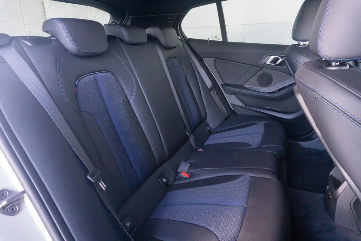 118i | M Sport | Panoramadak | PDC | Cruise Control | 17''