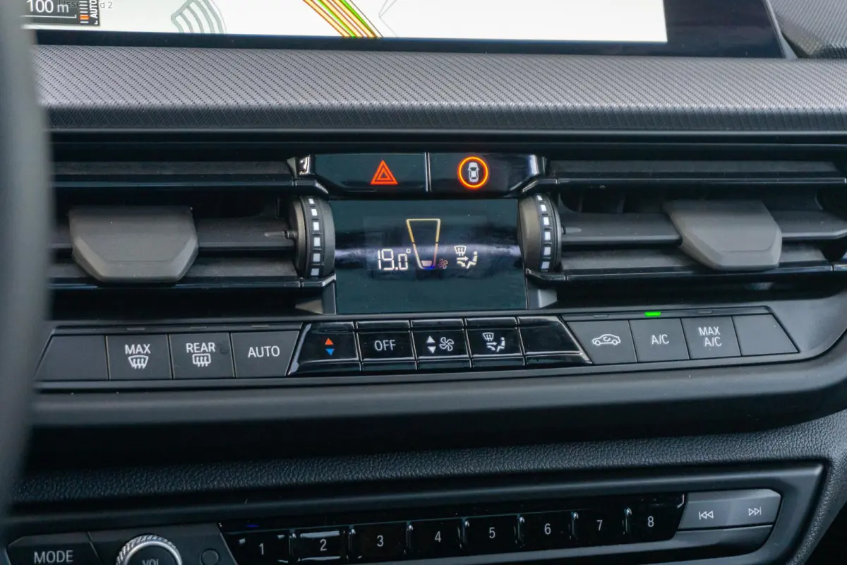 118i | M Sport | Panoramadak | PDC | Cruise Control | 17''