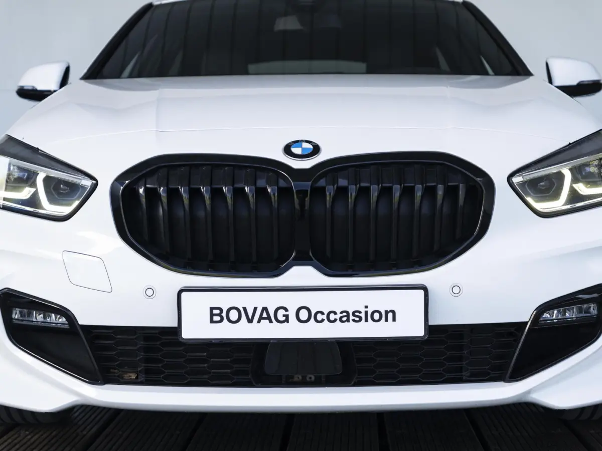 118i | M Sport | Panoramadak | PDC | Cruise Control | 17''