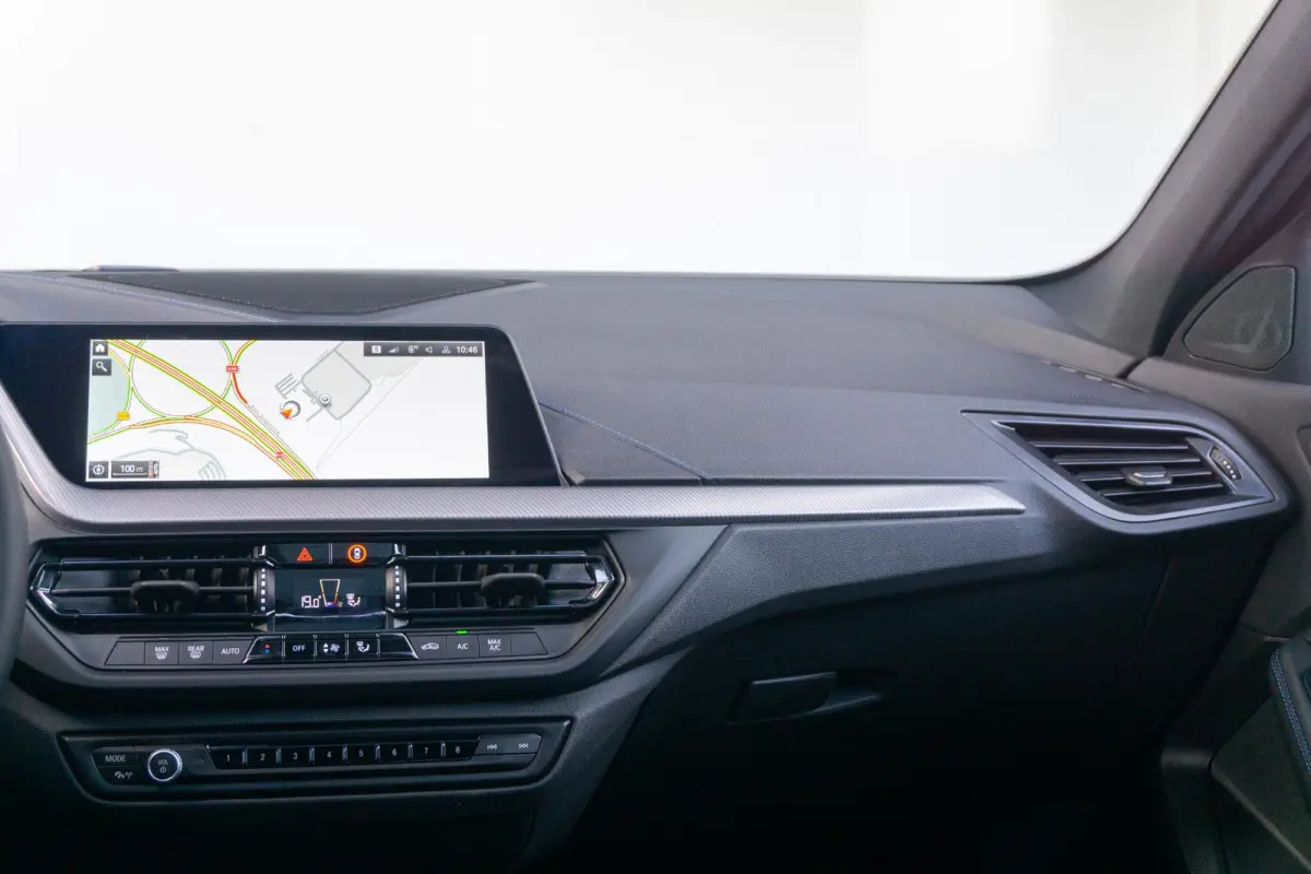 118i | M Sport | Panoramadak | PDC | Cruise Control | 17''