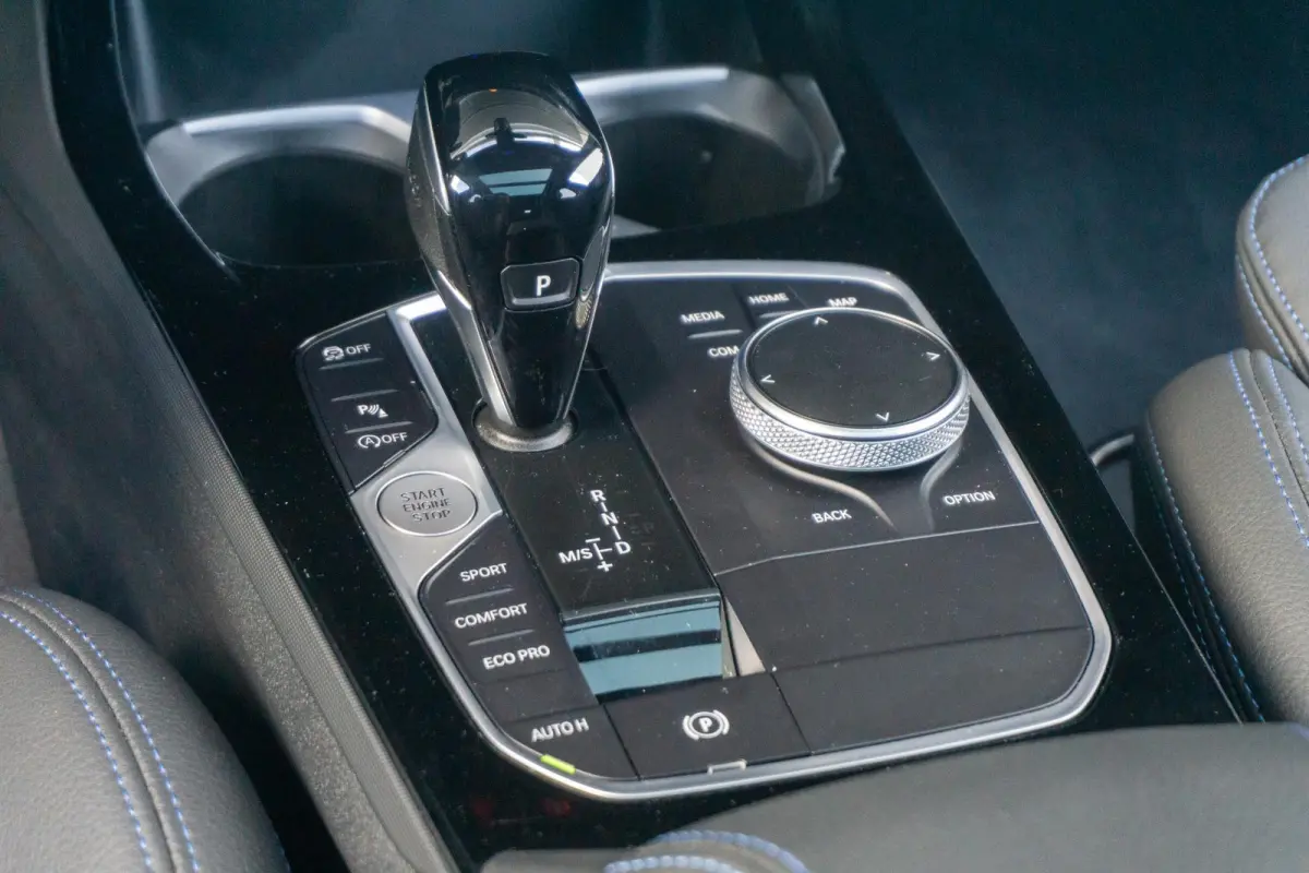 118i | M Sport | Panoramadak | PDC | Cruise Control | 17''