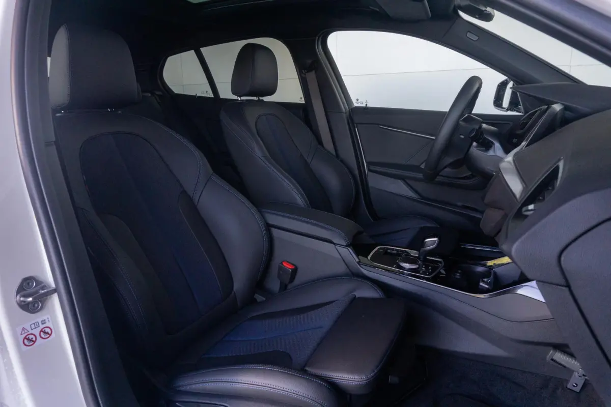 118i | M Sport | Panoramadak | PDC | Cruise Control | 17''