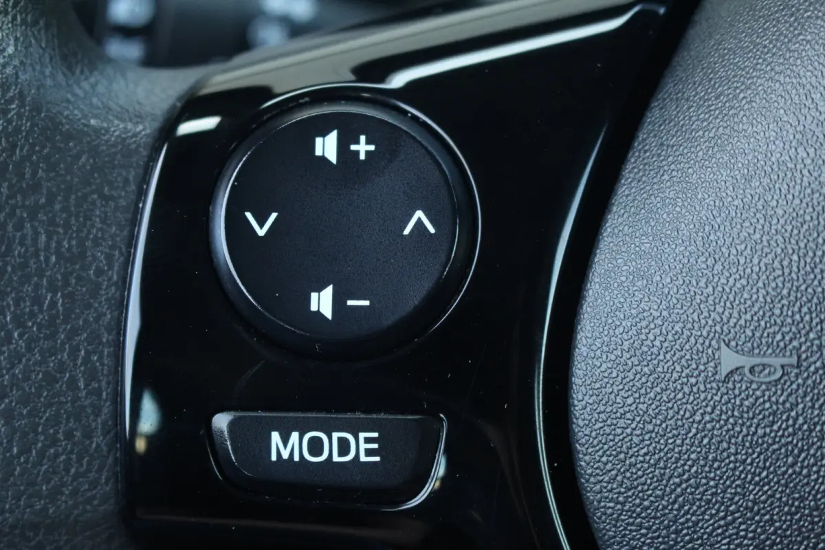 1.0 e-VTi Active | Camera | Carplay | Airco | DAB | Bluetooth | Camera | Carplay | Airco | DAB | Bluetooth |