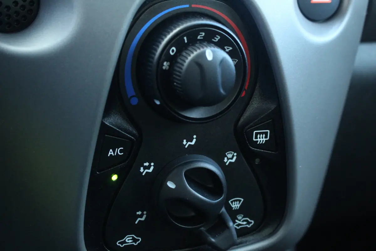 1.0 e-VTi Active | Camera | Carplay | Airco | DAB | Bluetooth | Camera | Carplay | Airco | DAB | Bluetooth |