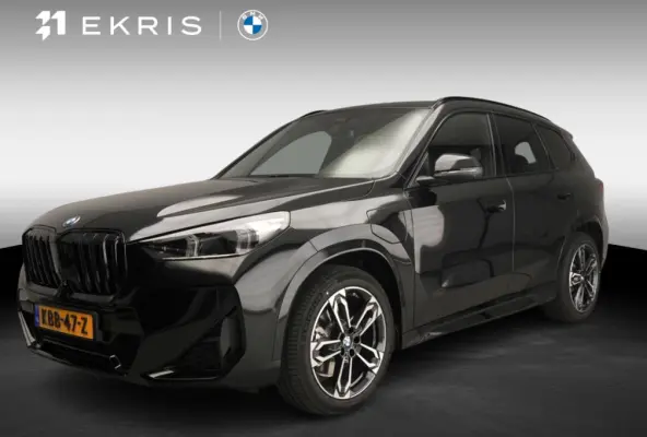 xDrive25e | M-Sportpakket | LED | HUD | Active Cruise | Trekhaak | Stoelverwarming | DAB | Harman-kardon sound | Alu 19 inch