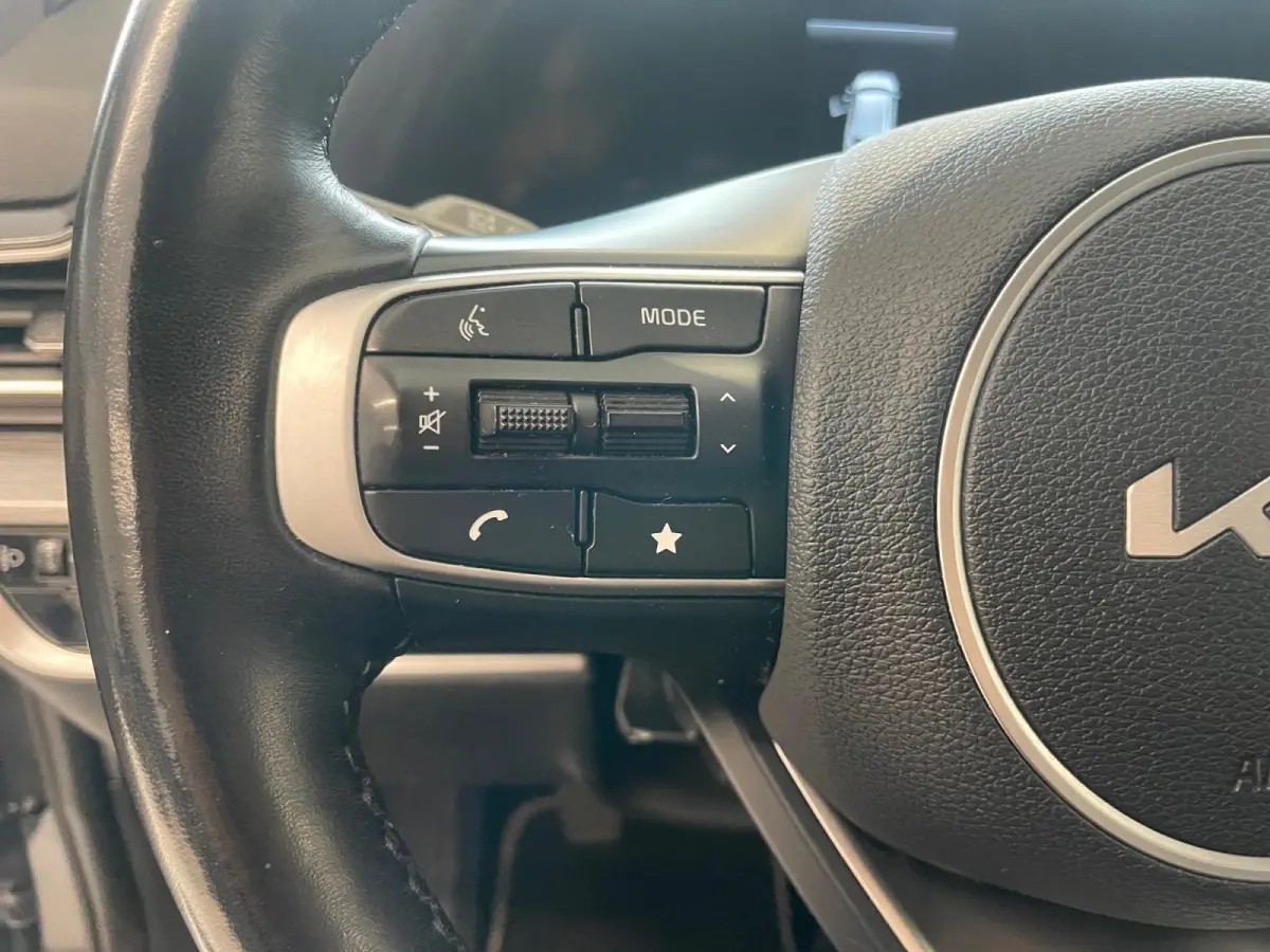 1.6 T-GDi MHEV DynamicLine | Cruise Control | Climate Control | Navigatie | Apple Carplay/Android Auto | Camera | Stoelverwarming | Stuurverwarming | Parkeersensoren |