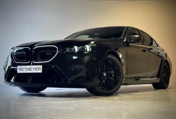 M5 |Keramisch |Carbon Pakket |Stoelventilatie |Iconic glow |Bowers & Wilkins |360°