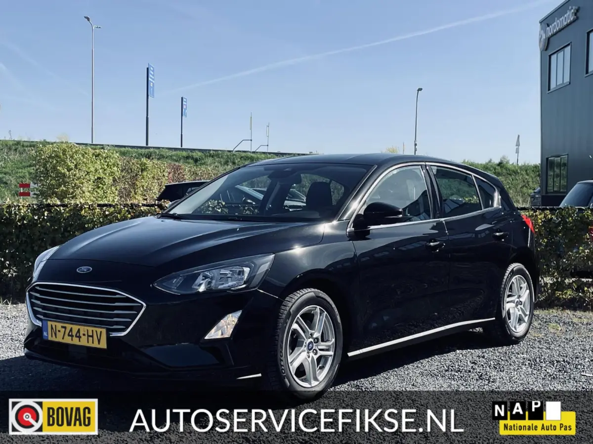 1.0 EcoBoost Trend Edition Business