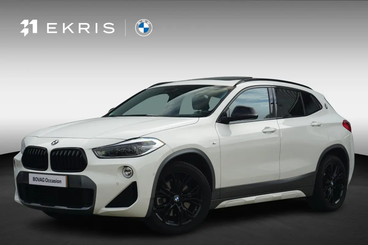 xDrive20i | M Sportpakket | Panoramadak | Achteruitrijcamera | Stoelverwarming