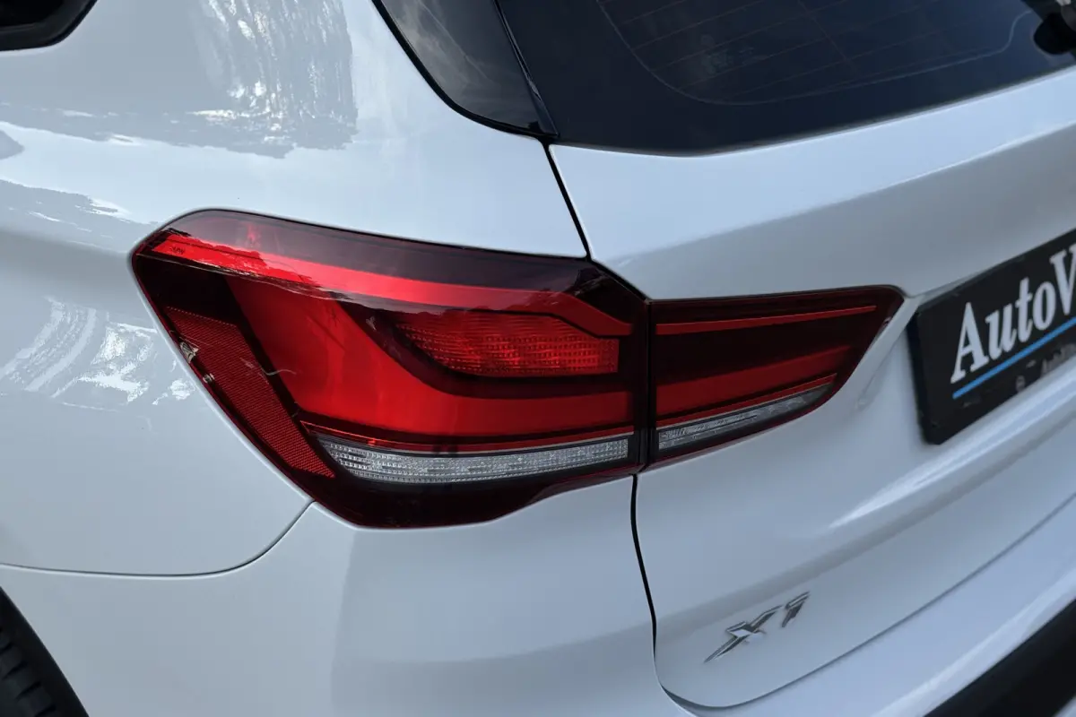 xDrive25e | Camera | Elektrische Klep | LED | PDC V + A | 35x op voorraad