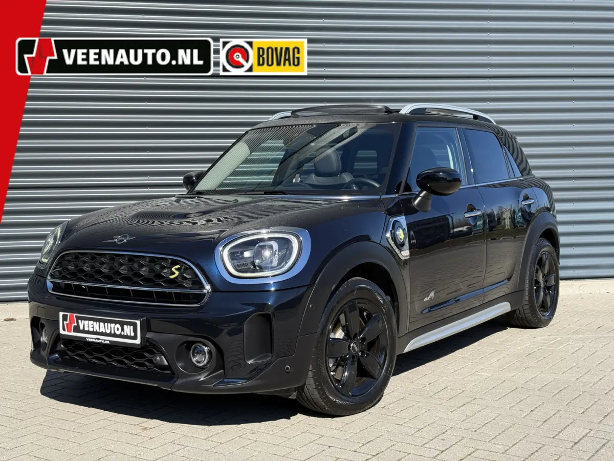 1.5 Cooper ALL4 Pano/H&K/Leder/Camera