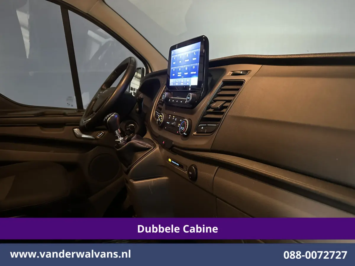 2.0 TDCI 131pk L2H1 Dubbele Cabine Euro6 Airco | 5-Zits | Xenon | Navigatie | Cruisecontrol | LED | 2800kg Trekhaak Stoelverwarming, Parkeersensoren, Achterklep