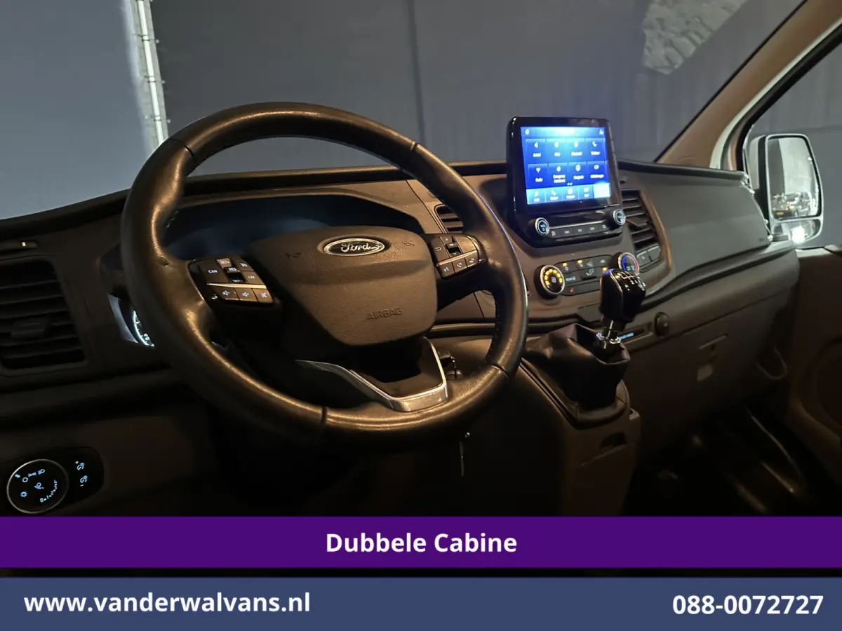 2.0 TDCI 131pk L2H1 Dubbele Cabine Euro6 Airco | 5-Zits | Xenon | Navigatie | Cruisecontrol | LED | 2800kg Trekhaak Stoelverwarming, Parkeersensoren, Achterklep