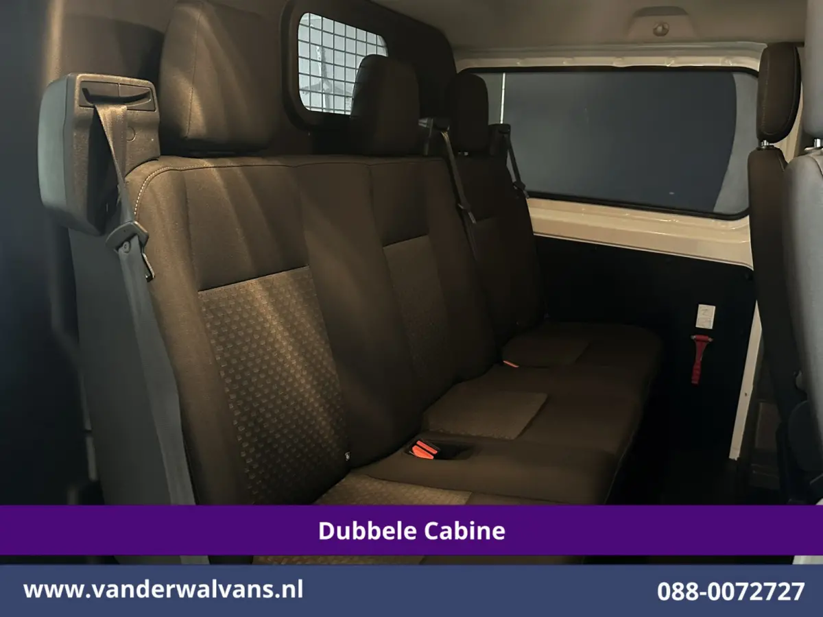 2.0 TDCI 131pk L2H1 Dubbele Cabine Euro6 Airco | 5-Zits | Xenon | Navigatie | Cruisecontrol | LED | 2800kg Trekhaak Stoelverwarming, Parkeersensoren, Achterklep