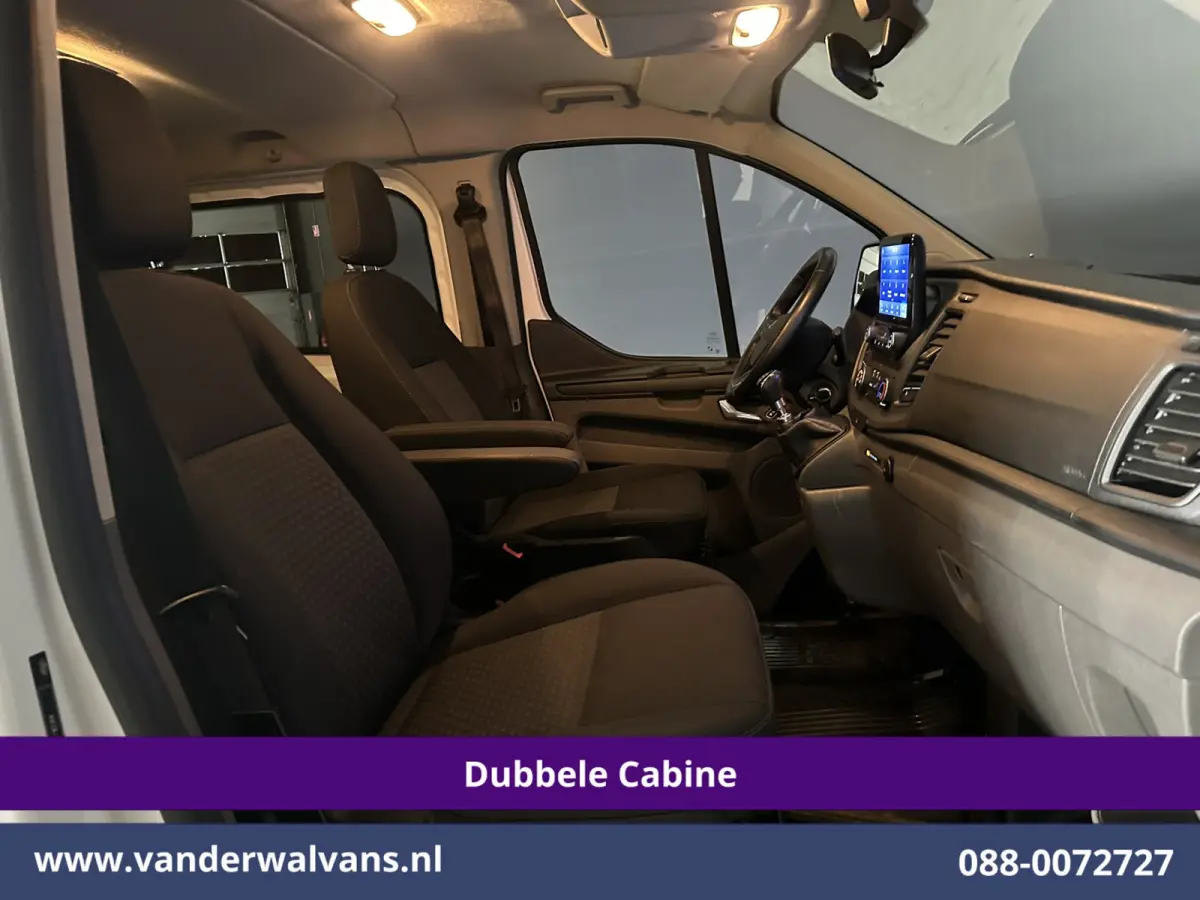 2.0 TDCI 131pk L2H1 Dubbele Cabine Euro6 Airco | 5-Zits | Xenon | Navigatie | Cruisecontrol | LED | 2800kg Trekhaak Stoelverwarming, Parkeersensoren, Achterklep