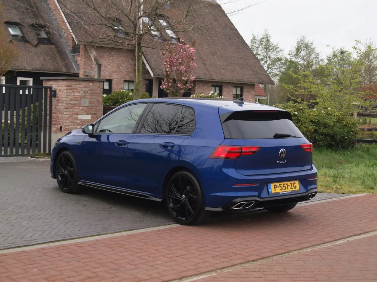 1.5 eTSI R-Line | Camera | Sfeerverlichting | Apple Carplay | Virtual Cockpit |
