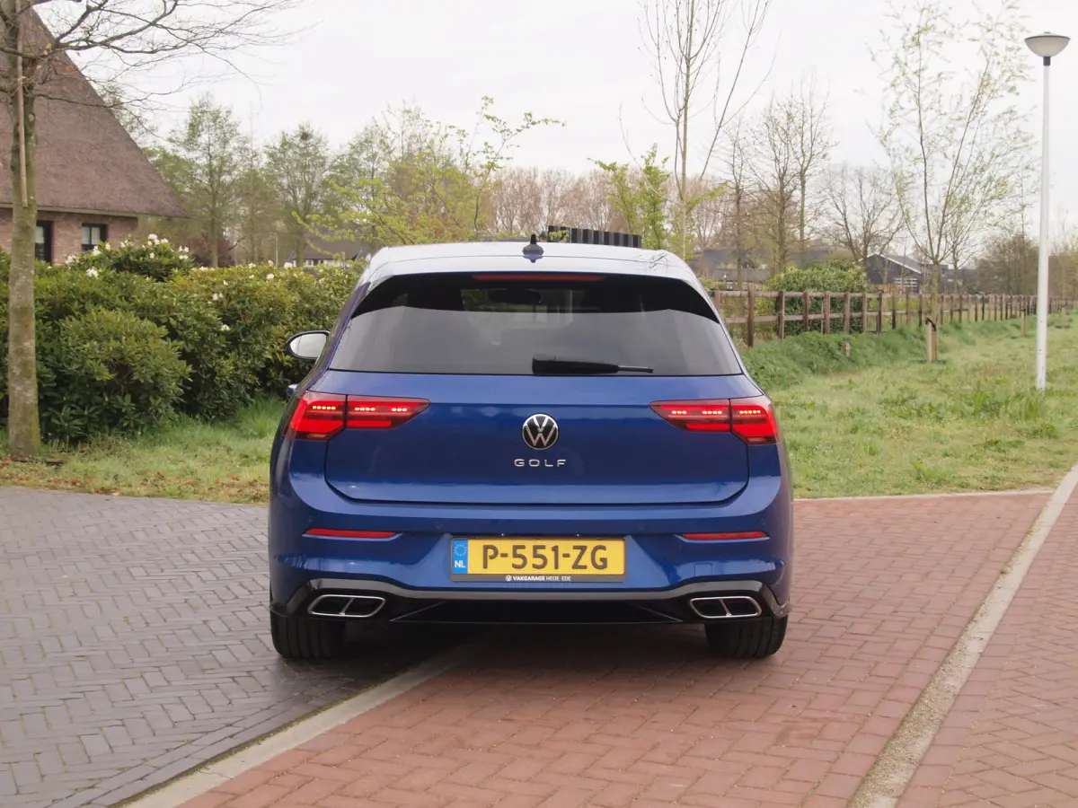 1.5 eTSI R-Line | Camera | Sfeerverlichting | Apple Carplay | Virtual Cockpit |