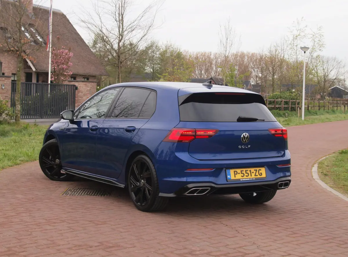 1.5 eTSI R-Line | Camera | Sfeerverlichting | Apple Carplay | Virtual Cockpit |