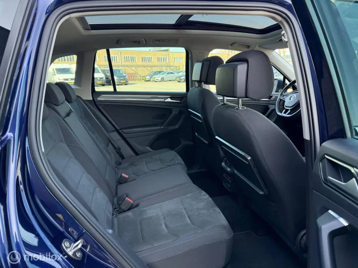 2.0 TSI 4Motion R-Line BOMVOL | PANODAK |
