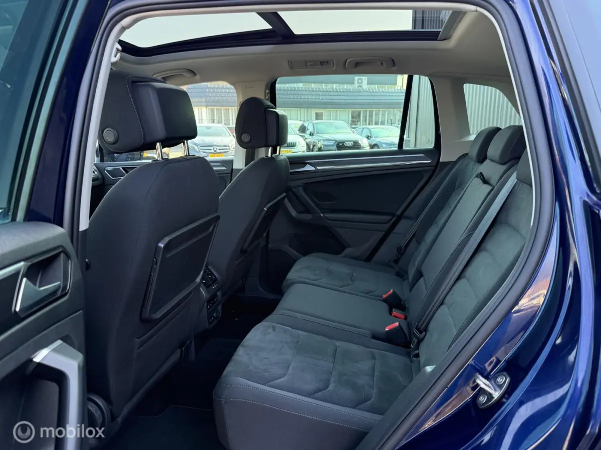 2.0 TSI 4Motion R-Line BOMVOL | PANODAK |