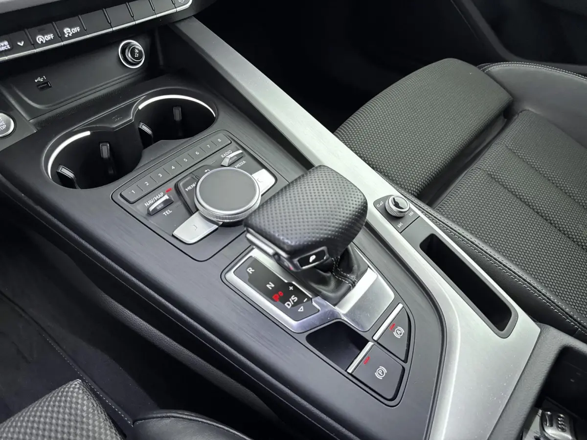 35 TFSI Sport S-line edition | Navigatie | Climate Control | Half-Leder | Cruise Control