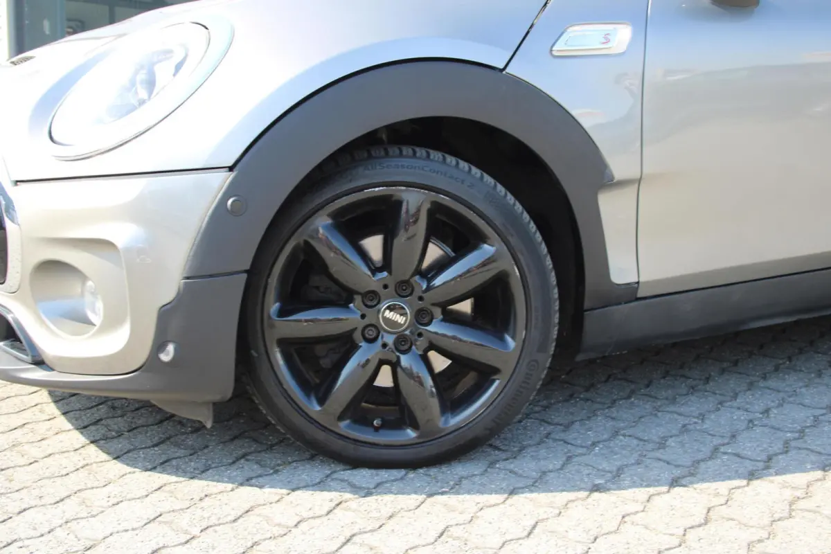 2.0 Cooper S Chili Serious Business/LED/PANO/NAVI/