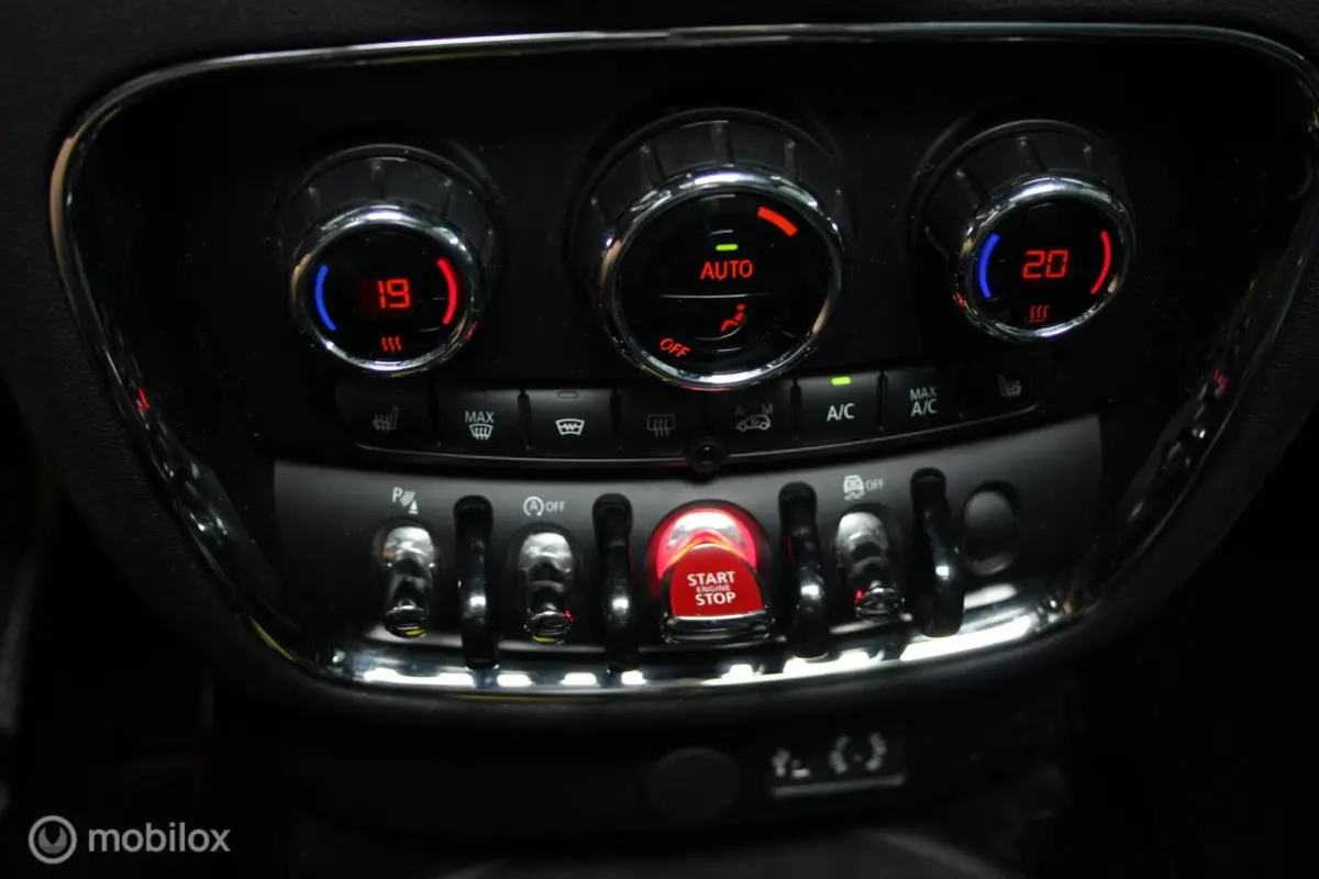 2.0 Cooper S Chili Serious Business/LED/PANO/NAVI/