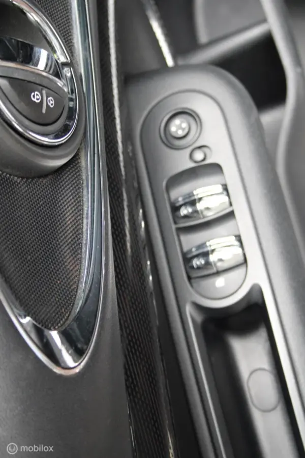 2.0 Cooper S Chili Serious Business/LED/PANO/NAVI/